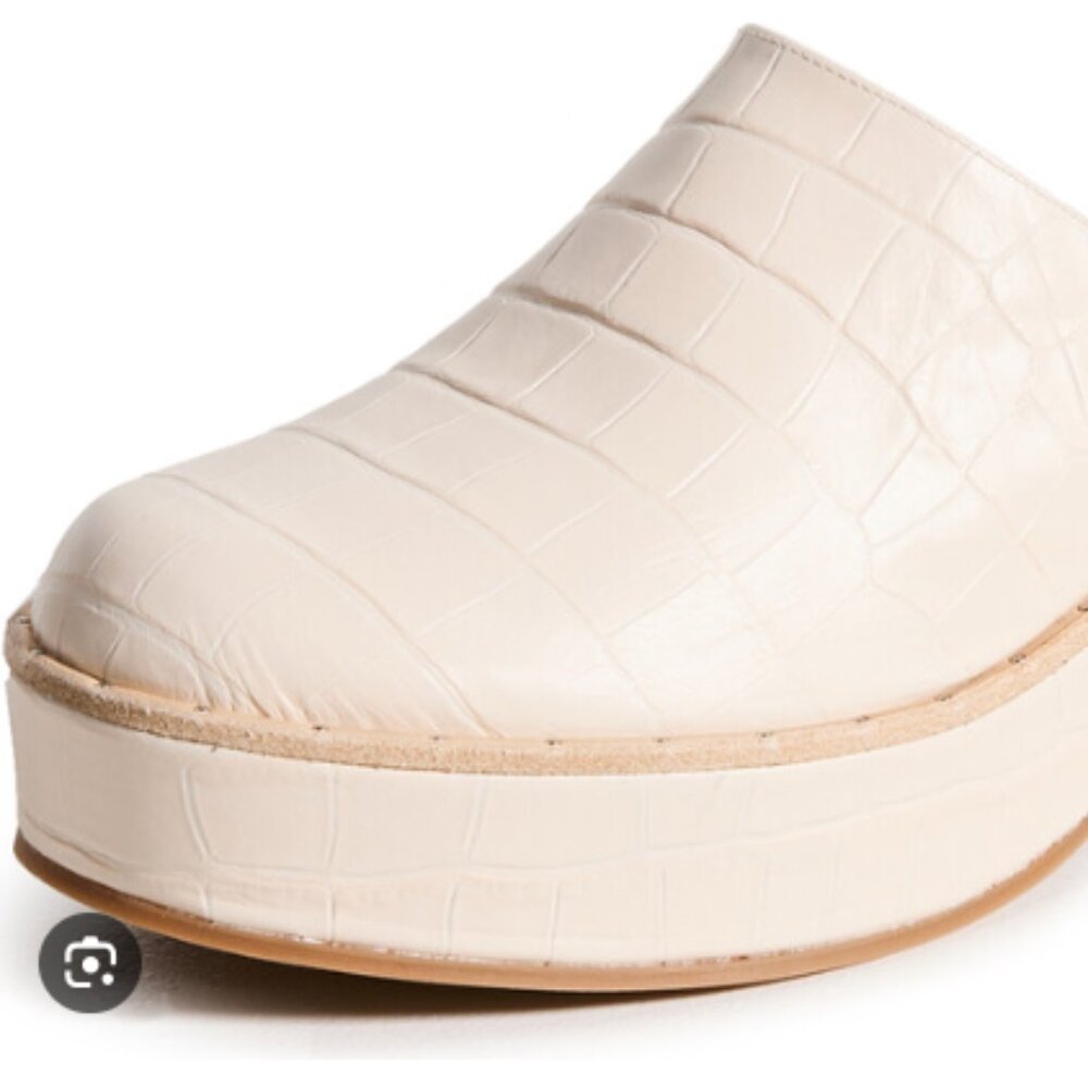 Freda Salvador SUVI CLOG - 8 / Beige Embossed Croc